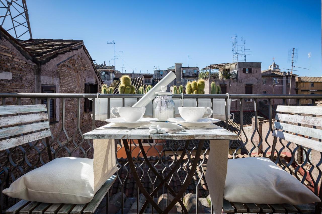 Апартаменты Campo Dei Fiori Luxury With Balcony Рим Экстерьер фото